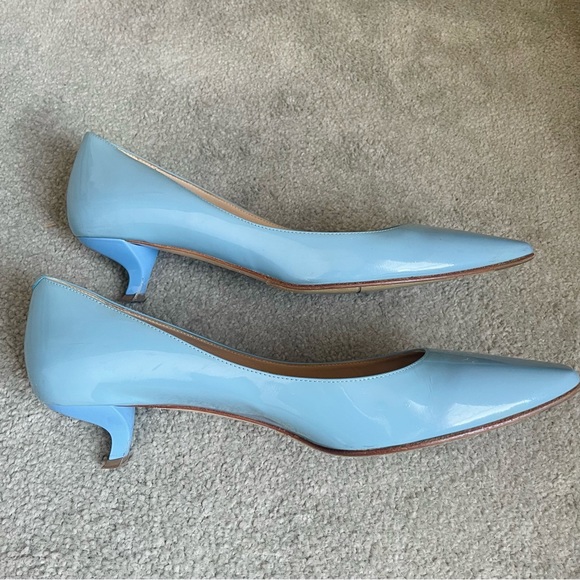 Roger Vivier Virgule Pump $150 - Picture 4 of 7